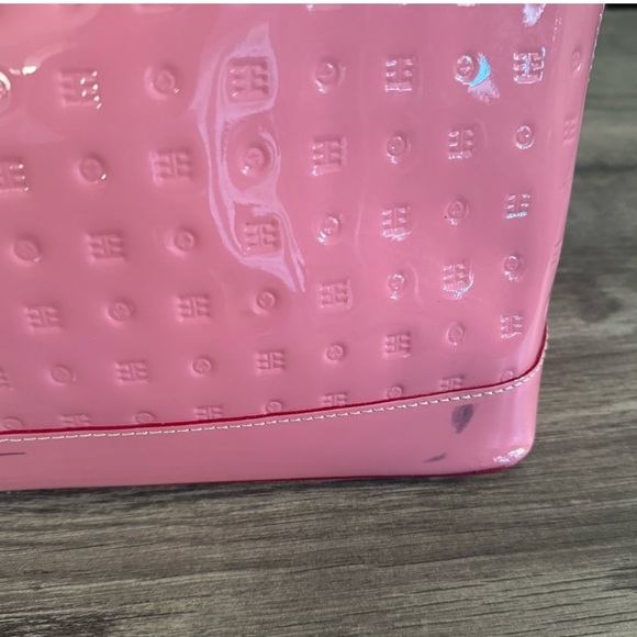Bubblegum Pink Patent Leather Arcadia Handbag - Picture 5 of 11